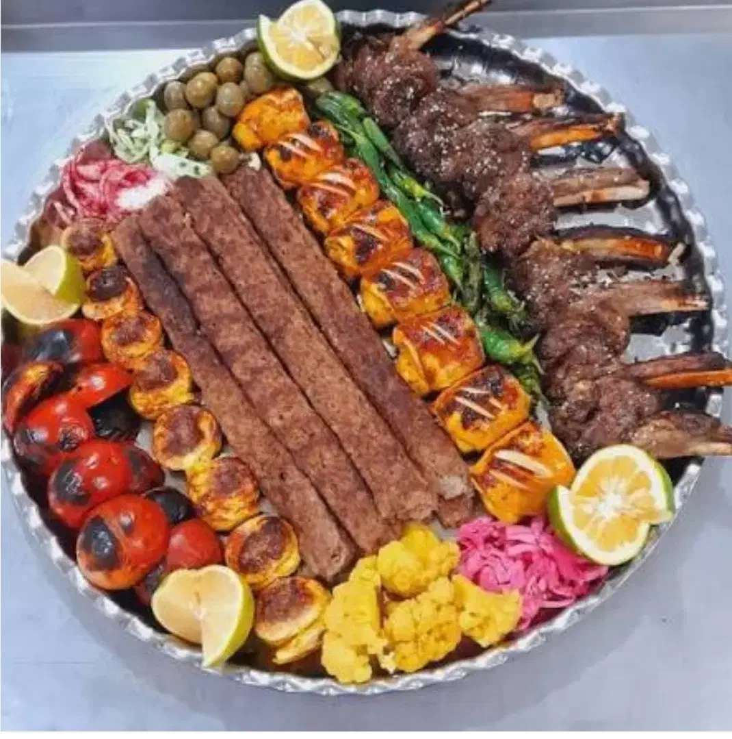 استخدام نیروی کار خانوم برای رستوران|استخدام خدمات فروشگاه و رستوران|صومعه‌سرا, |دیوار