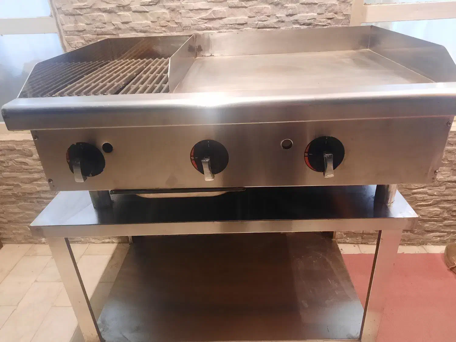 گریل ترکیبی ۹۰سانتی ۳شعله|کافی‌شاپ و رستوران|چادگان, |دیوار