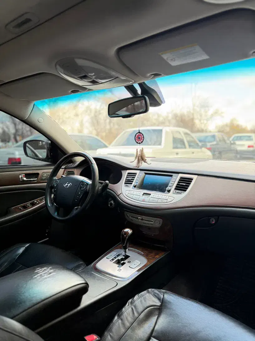 جنسیس سدان ۲۰۱۱ تک موس فول فابریک|خودرو سواری و وانت|اردبیل, |دیوار