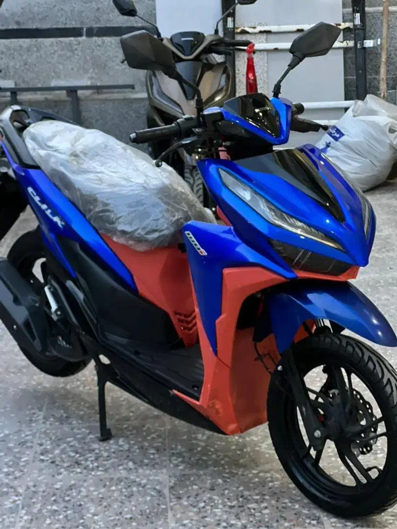 کلیک ۱۸۰ سی سی|موتورسیکلت|شیراز, کوشک میدان|دیوار