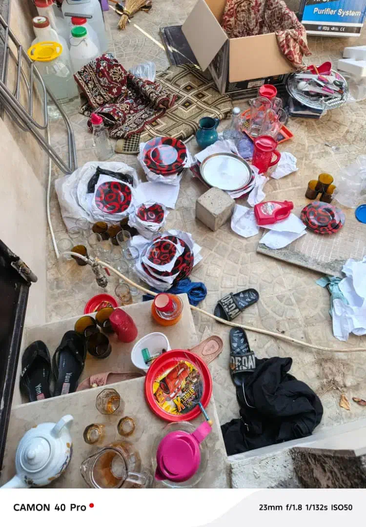 ظروف دست دوم و تازه   قالی و گلیم فرش|ظروف سرو و پذیرایی|بانه, |دیوار