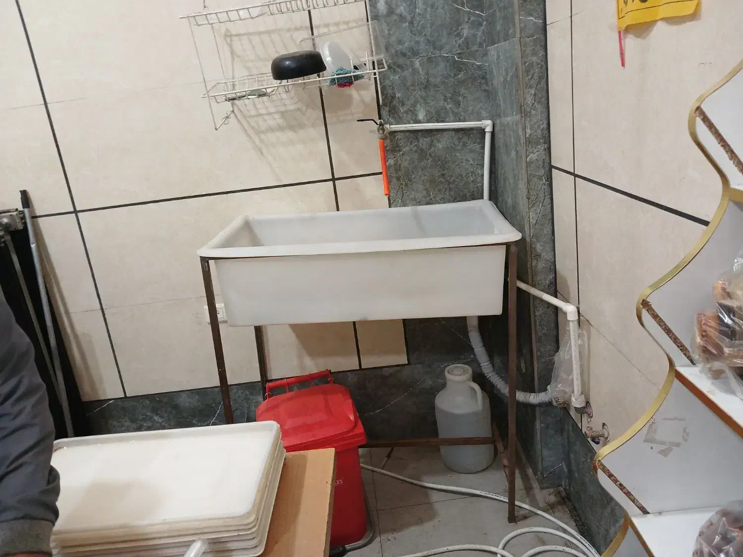 وان شتشو|لوازم سرویس بهداشتی|گرگان, |دیوار