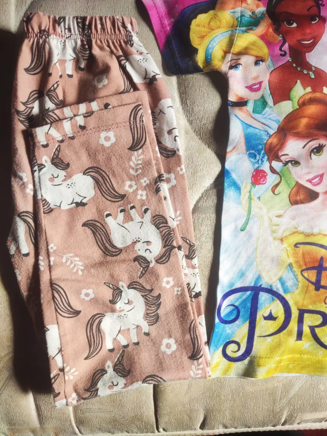 تعدادی لباس قیمت پایین سایز ۴ ال ۶ اسلامشهر|لباس|اسلامشهر, شاطره|دیوار