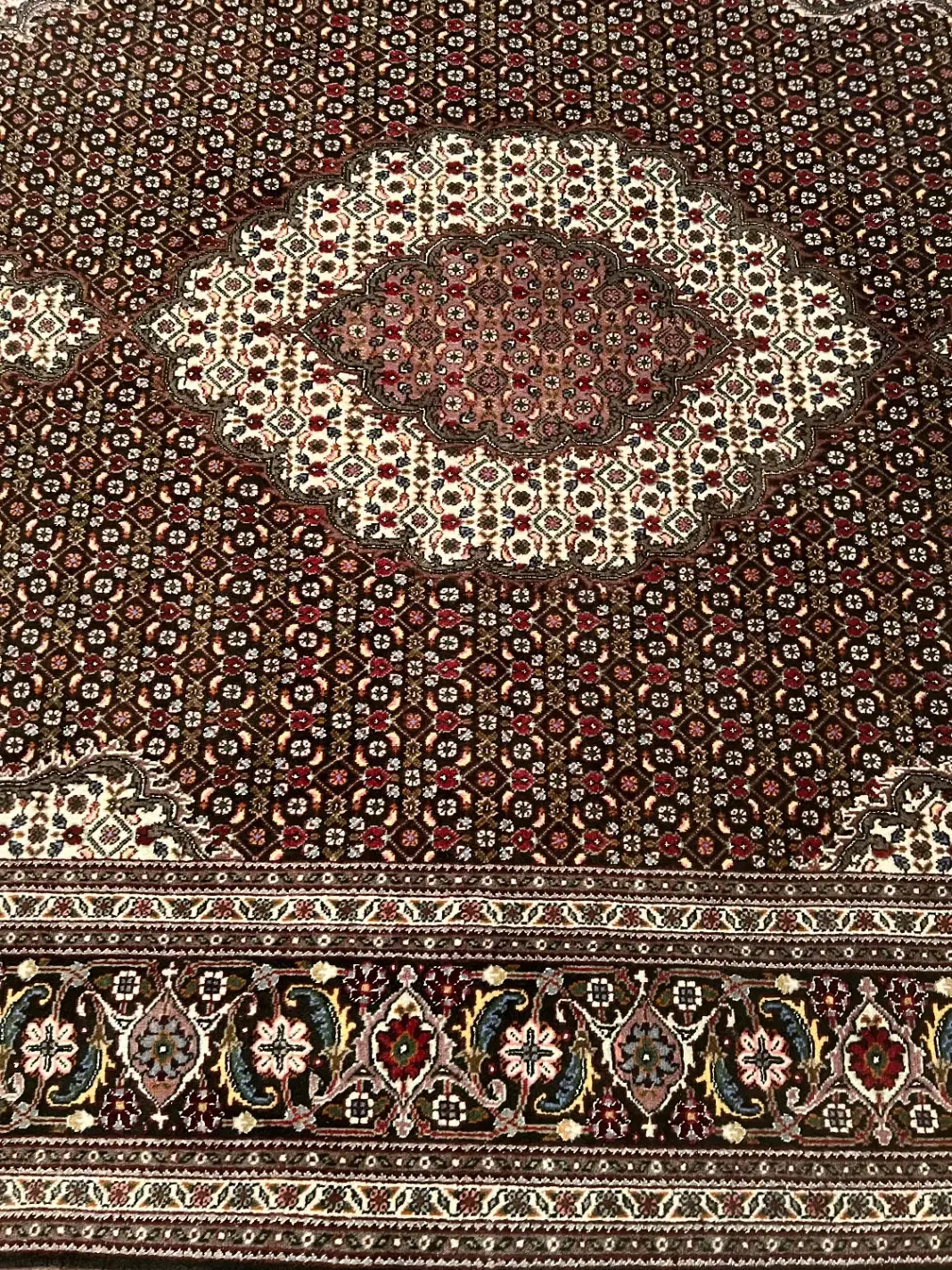 فرش دستباف ماهی|فرش|ارومیه, |دیوار