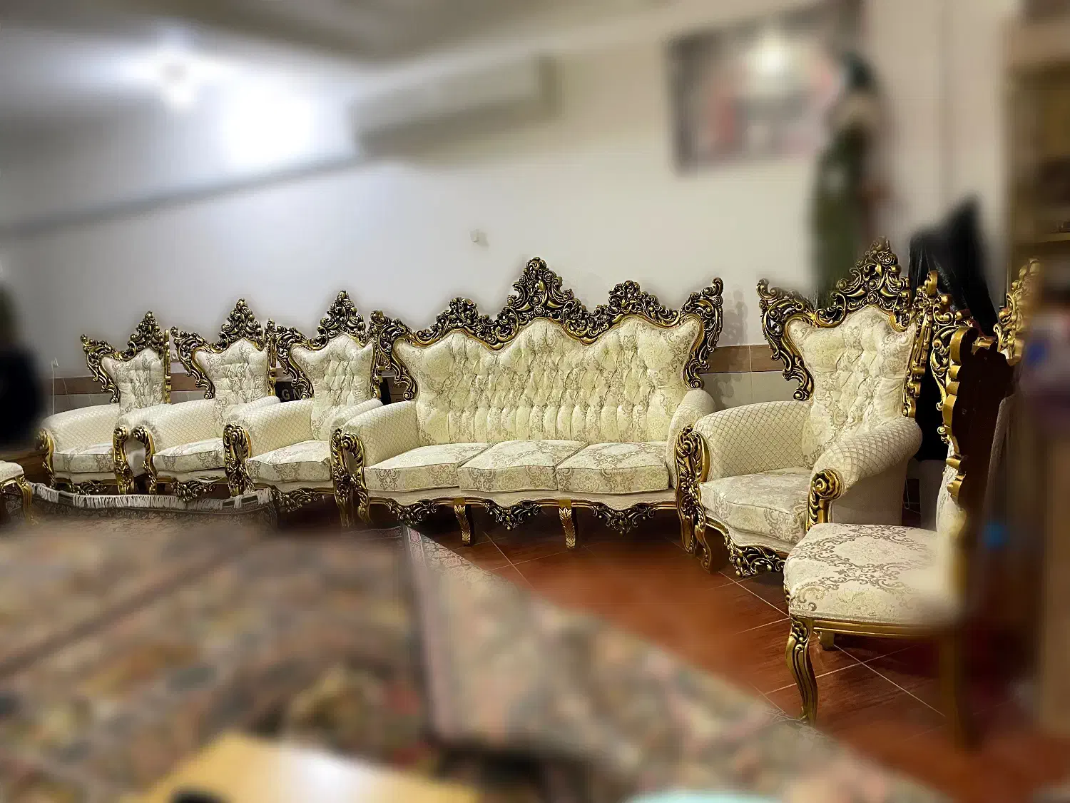 فروش مبل سلطنتی(استیل)پارچه ترک/کاملا نو|مبلمان خانگی و میز عسلی|جیرفت, |دیوار