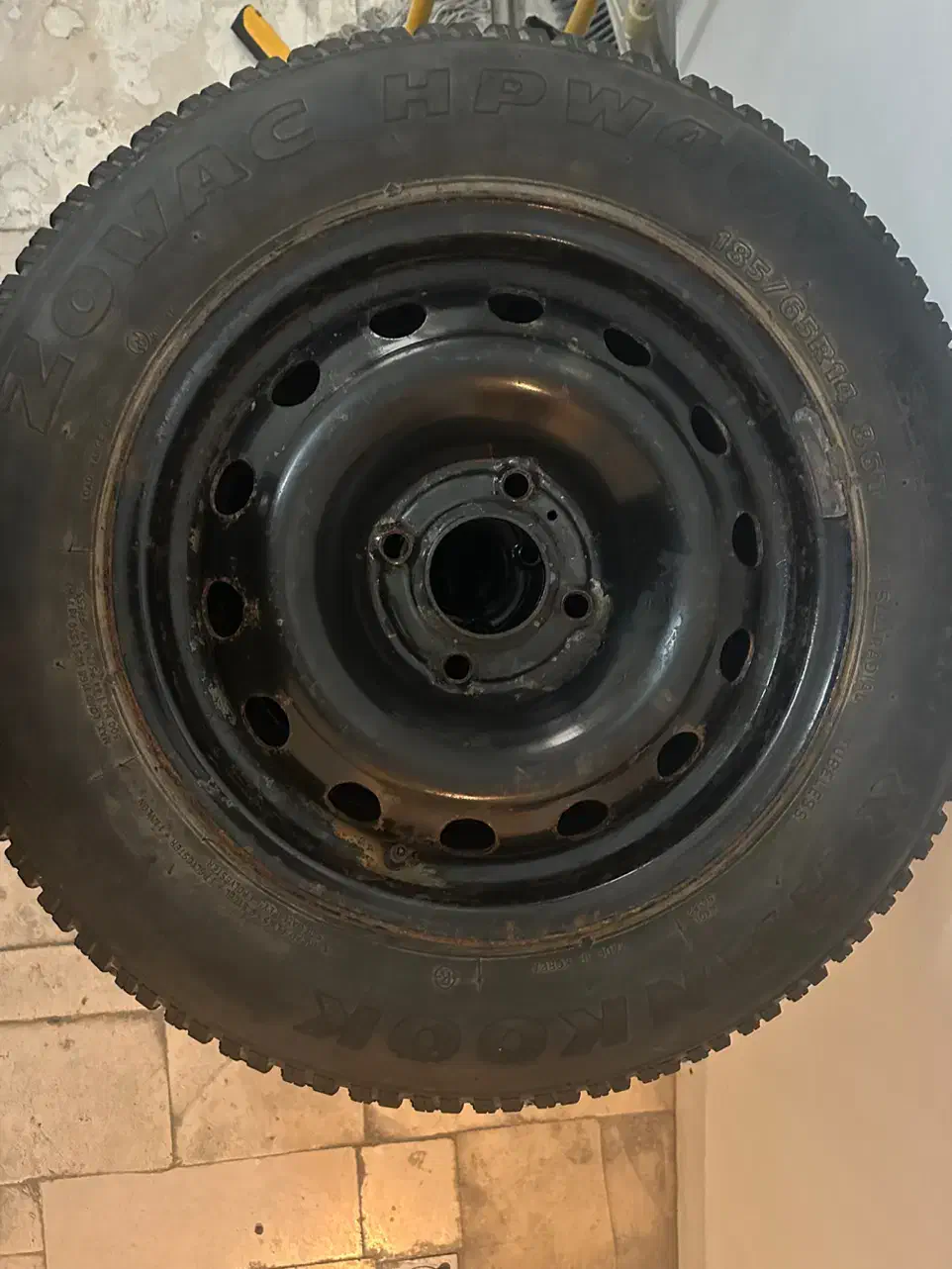 ۲ جفت لاستیک یخ شکن هانکوک و پیرلی|قطعات یدکی و لوازم جانبی|تهران, اختیاریه|دیوار