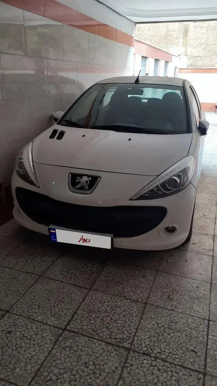 ۲۰۷ سفید مدل ۹۸ رینگ آلومینیوم|خودرو سواری و وانت|تهران, بهداشت|دیوار