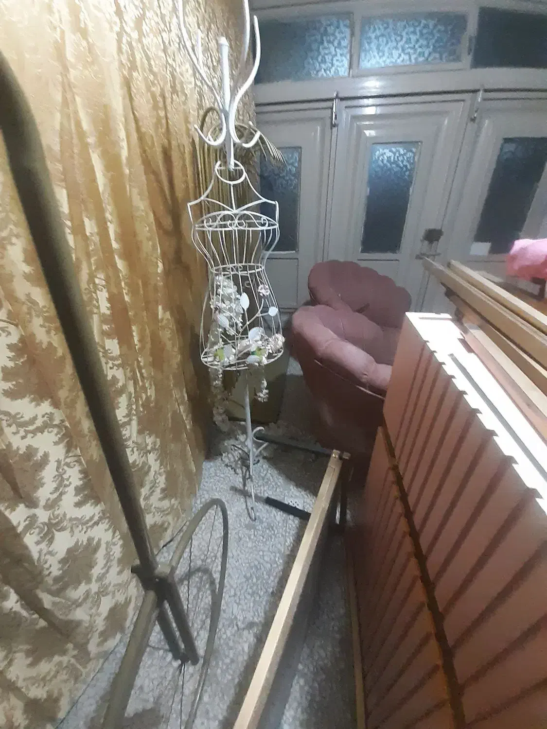 وسایل مغازه لباس فروشی|فروشگاه و مغازه|کاشان, پامنار|دیوار