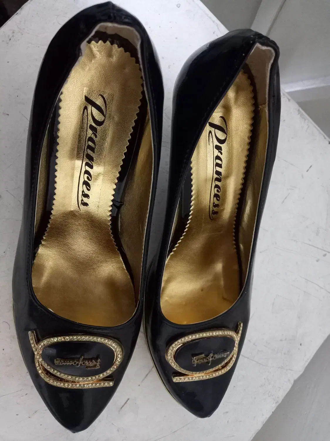 کفش مجلسی ورنی زنانه پاشنه ۵ سانت سایز۳۹|کیف، کفش، کمربند|مشهد, انقلاب|دیوار