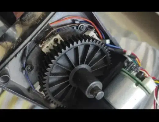 نصب انواع انتن ثابت و گردون و تلویویزن ومرکزی|خدمات پیشه و مهارت|اهواز, گلستان|دیوار