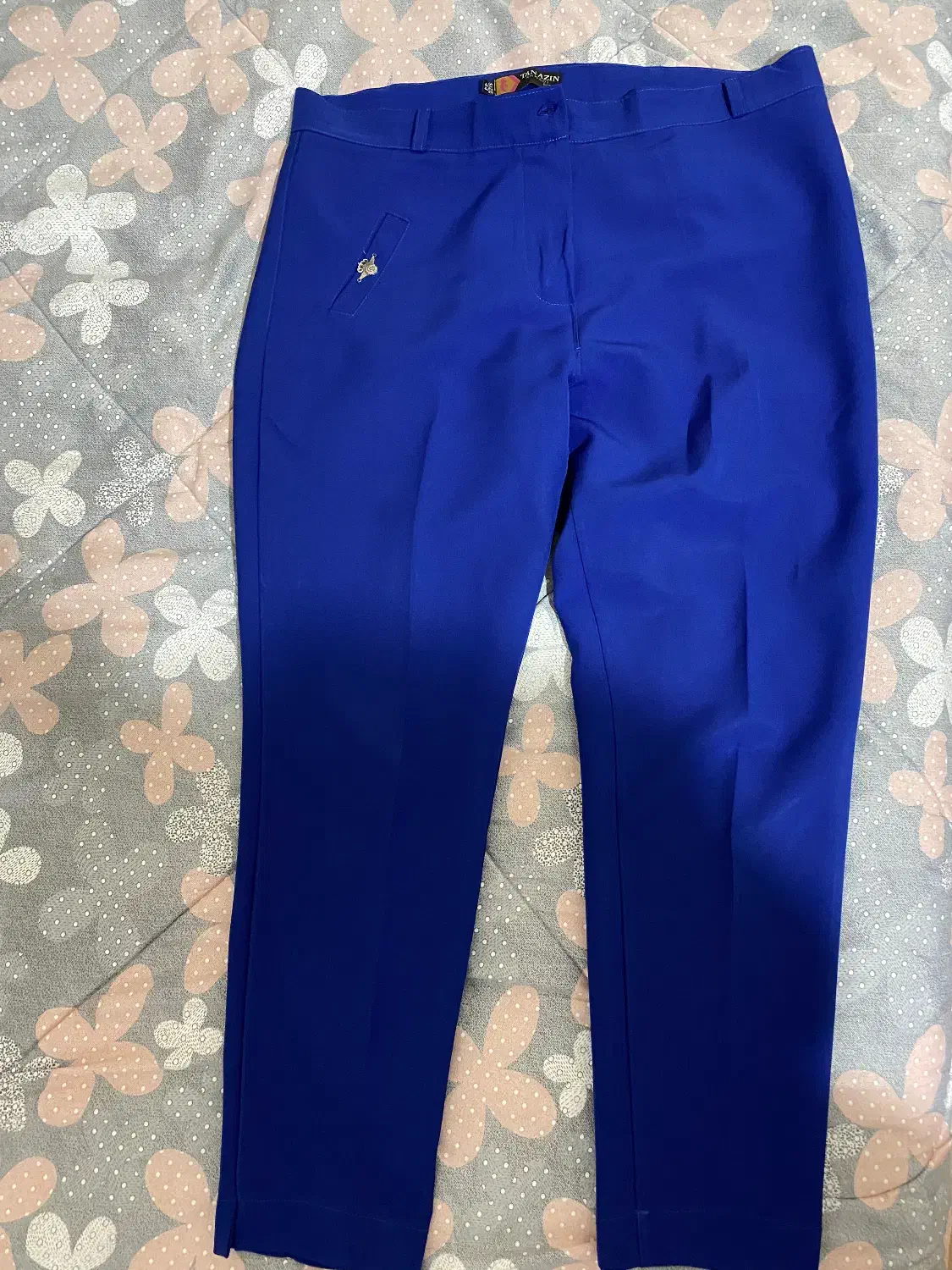 مانتو|لباس|رشت, کوی فکوری|دیوار