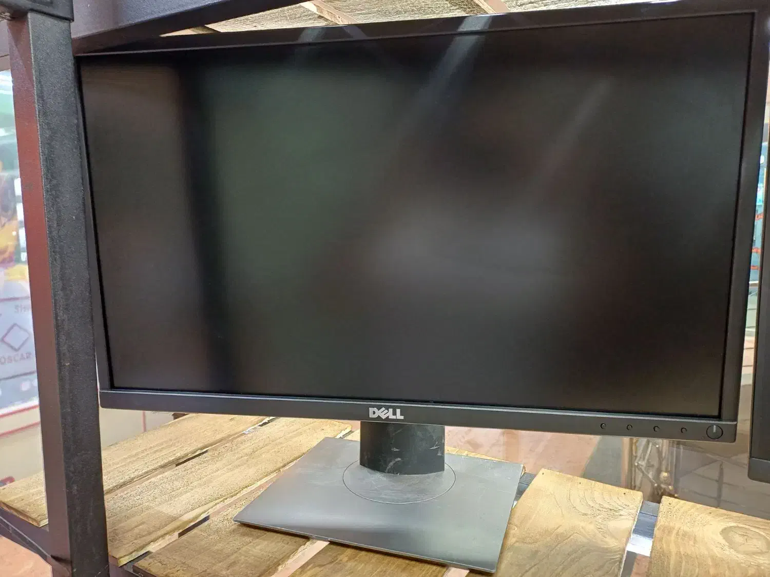 مانیتور Dell ۲۲ ۲۴ پایه آسانسوری|قطعات و لوازم جانبی رایانه|تهران, سلسبیل شمالی|دیوار