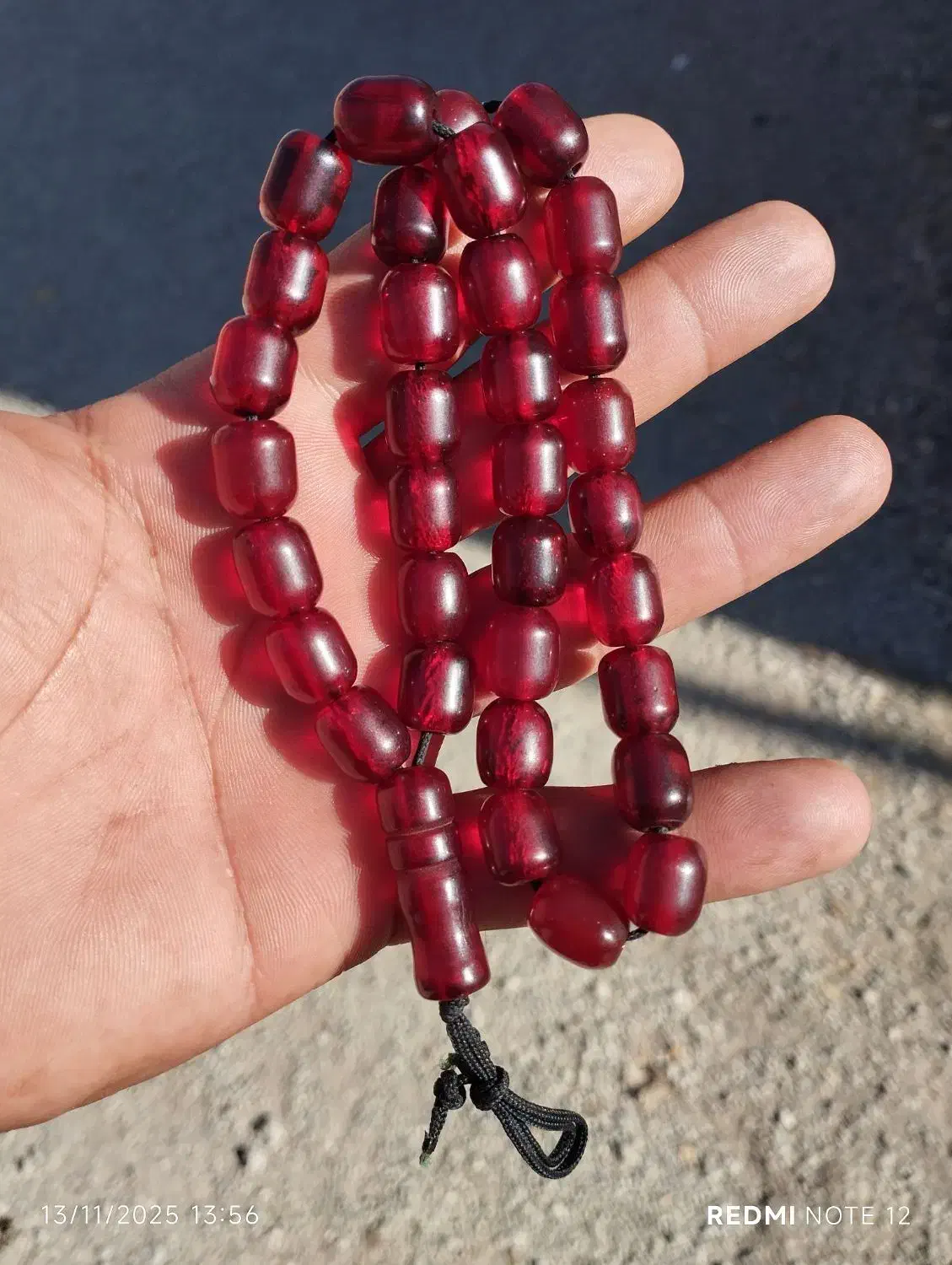 تسبیح|کلکسیون اشیاء عتیقه|لاران, |دیوار