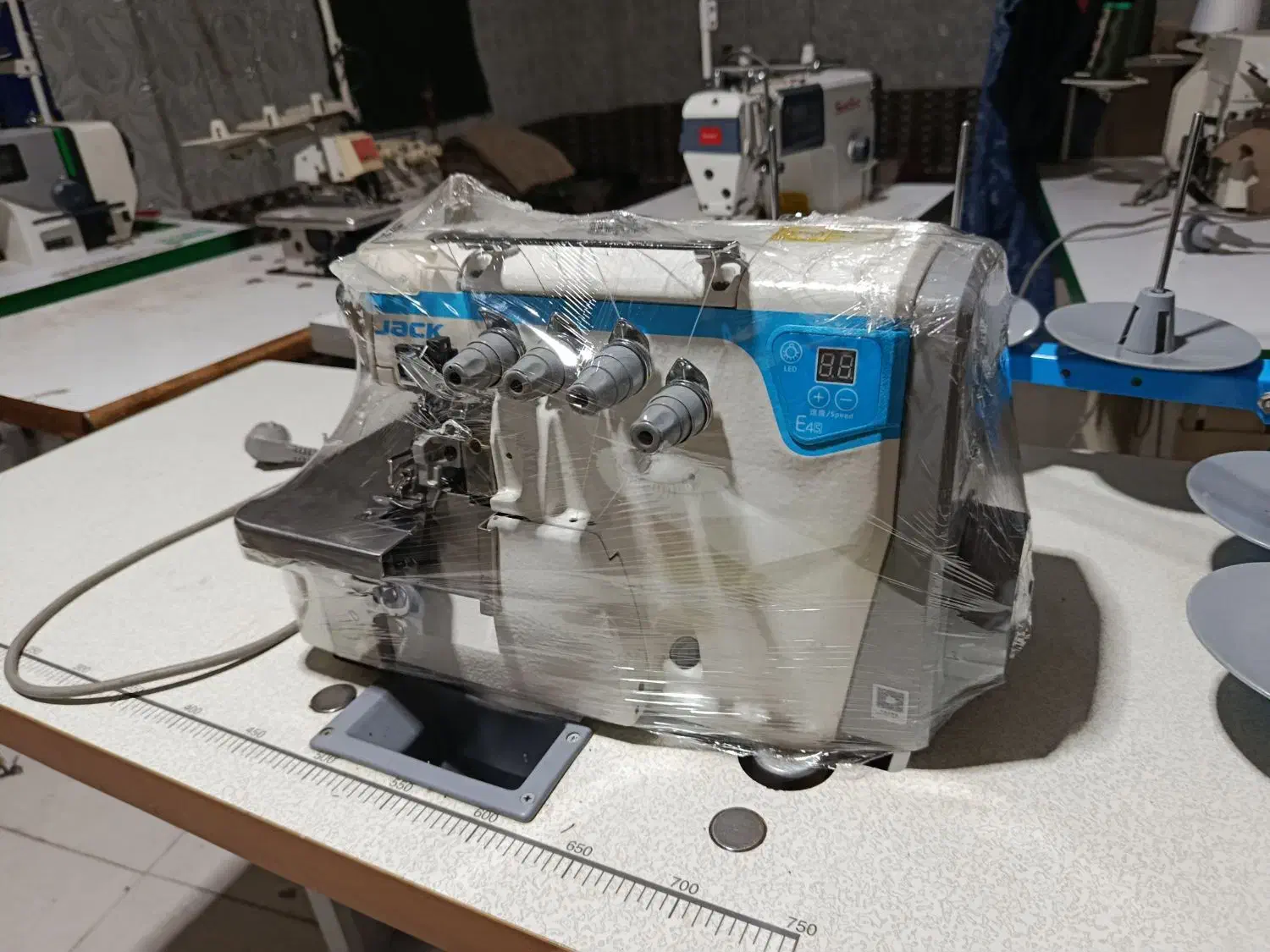 چرخ زیگزال پنج نخ e4s|چرخ خیاطی و ریسندگی|بهارستان, |دیوار