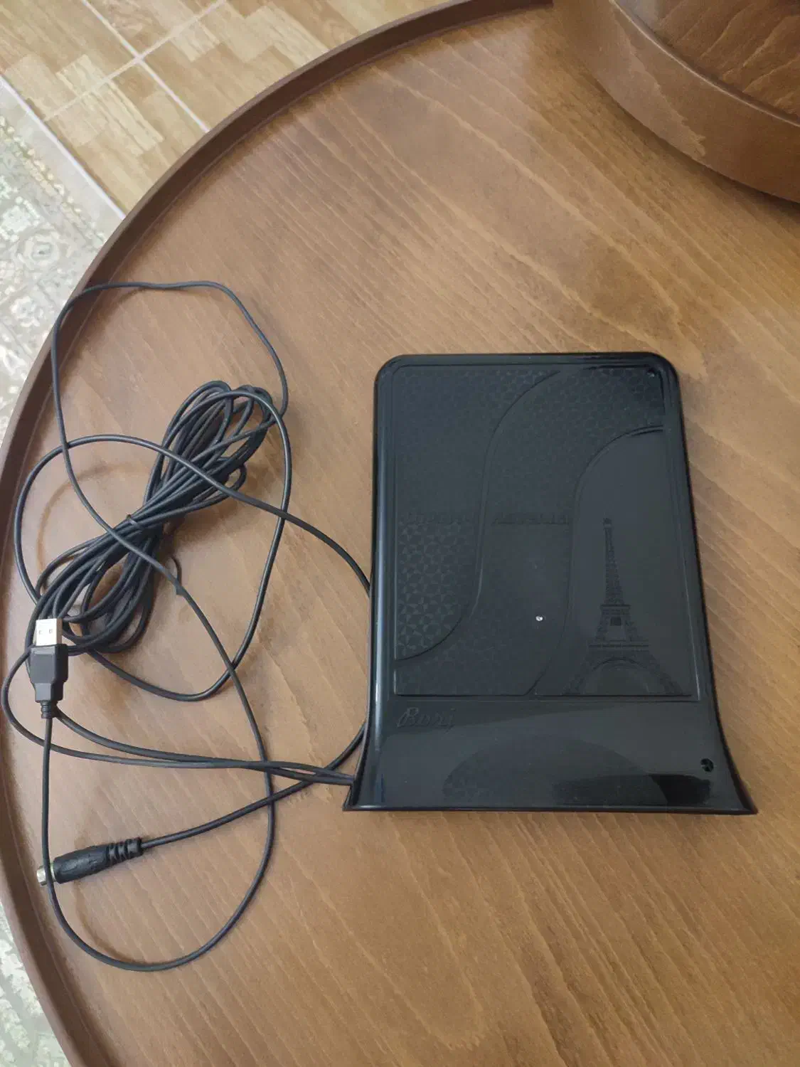 انتن رومیزی برج|صوتی و تصویری|رشت, شهرک شهید رجایی|دیوار