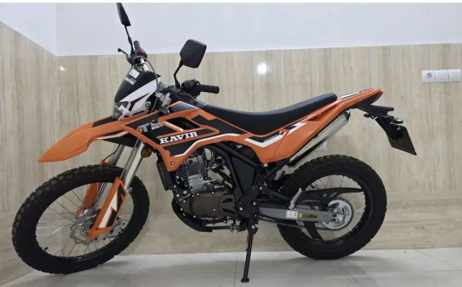 موتور کویر تی ۴ ۲۰۰|موتورسیکلت|بازرگان, |دیوار