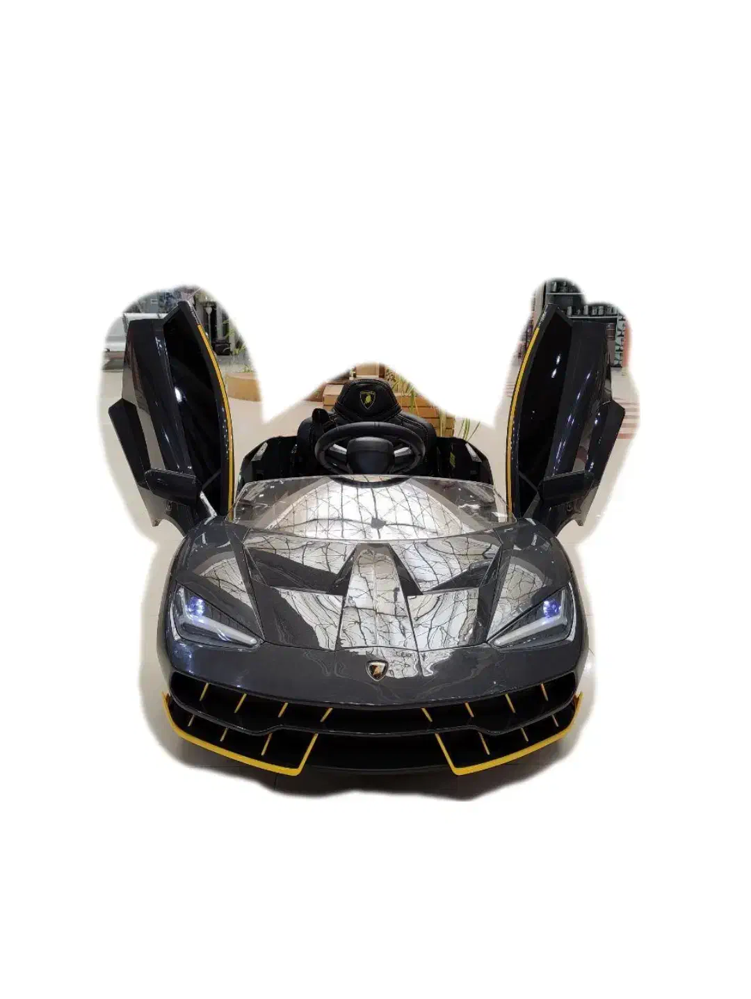 ماشین شارژی لامبورگینی لایسنس لامبورگینی ایتالیا|اسباب‌بازی بچه|مشهد, مصلی (کارمندان اول)|دیوار