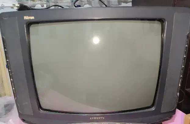 تلویزیون|تلویزیون و پروژکتور|نیشابور, کلاغان|دیوار