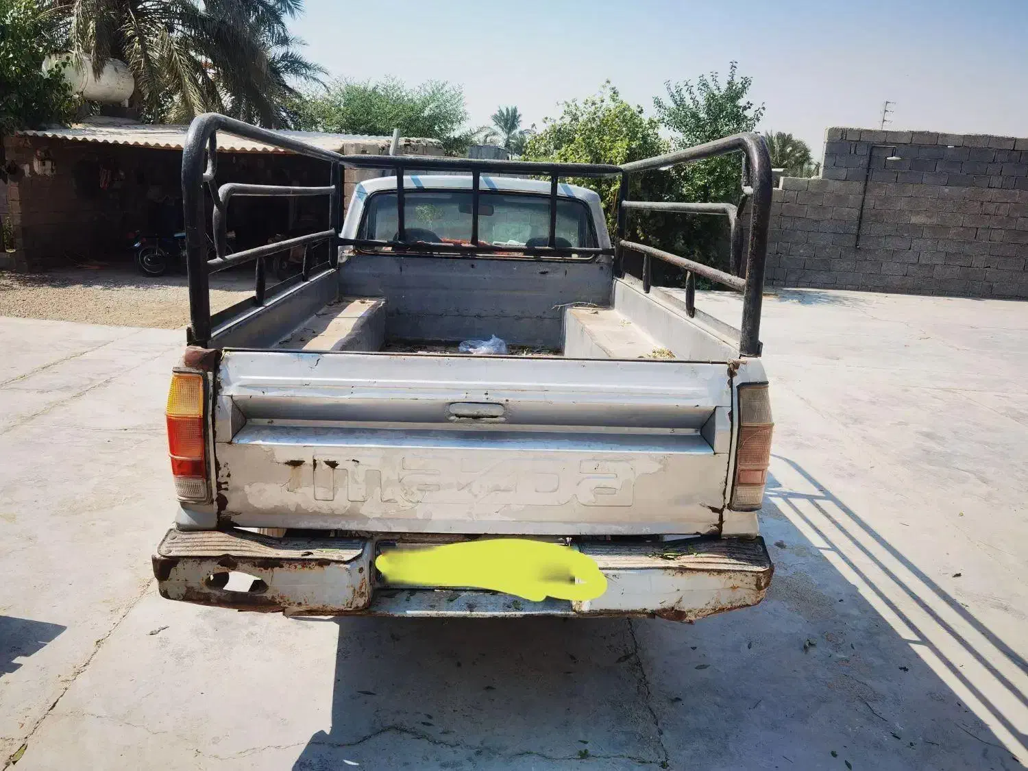 وانت مزدا|خودرو سواری و وانت|کازرون, |دیوار