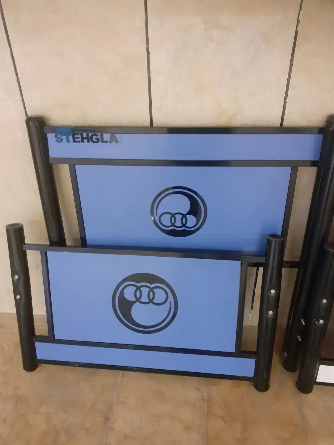 ۳ عدد تخت فلزی|تخت و سرویس خواب|اراک, |دیوار