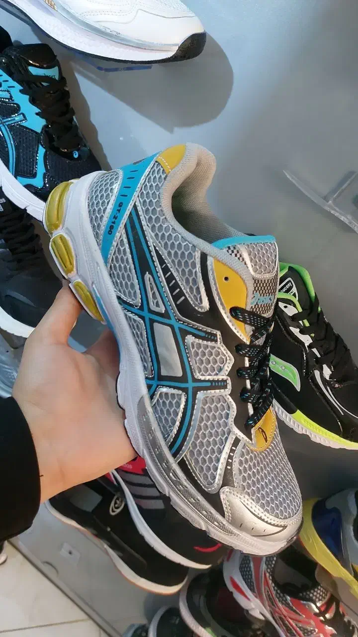 کفش کتونی آسیکس سایز42موجوده|کیف، کفش، کمربند|فسا, |دیوار