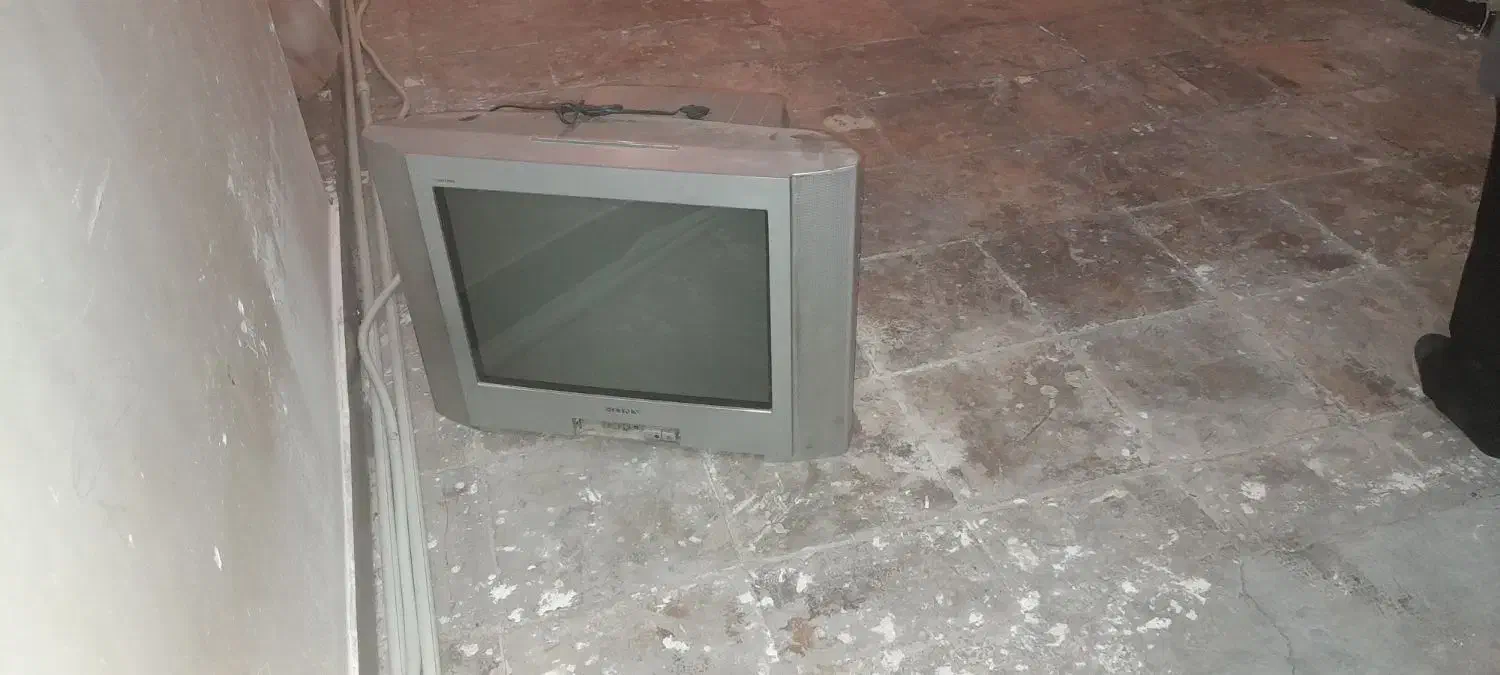 یک عدد تلویزیون کاملا سالم سالم|تلویزیون و پروژکتور|کرمان, |دیوار