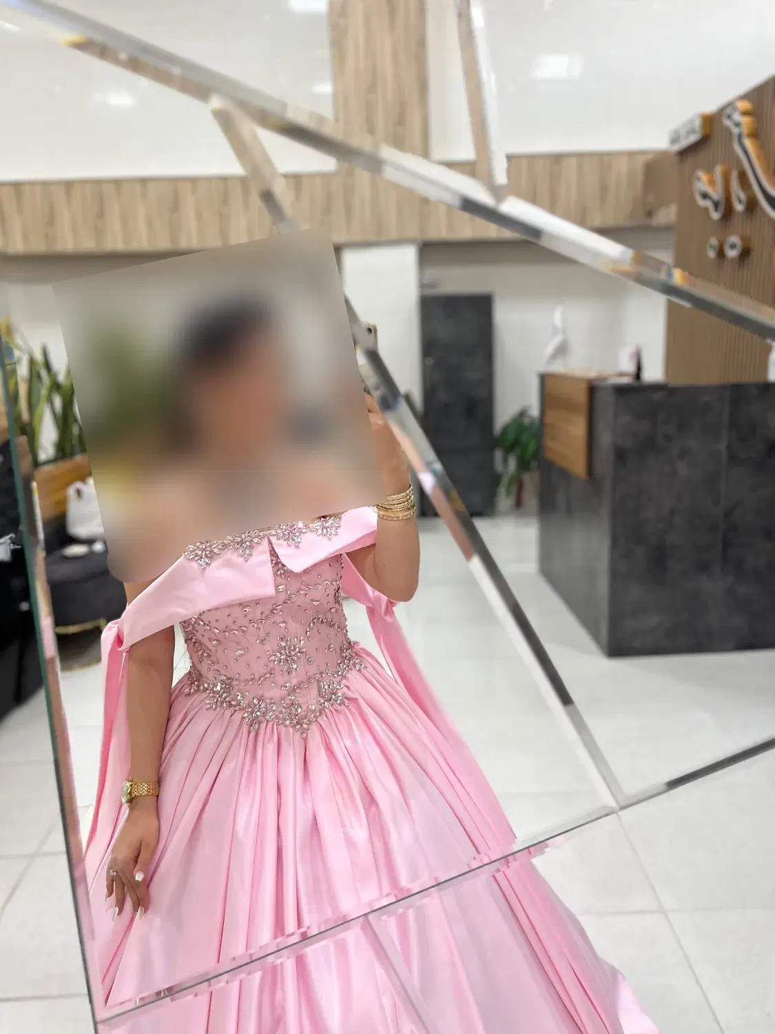 لباس مجلسی/لباس عروس و حنابندان|لباس|سلماس, |دیوار