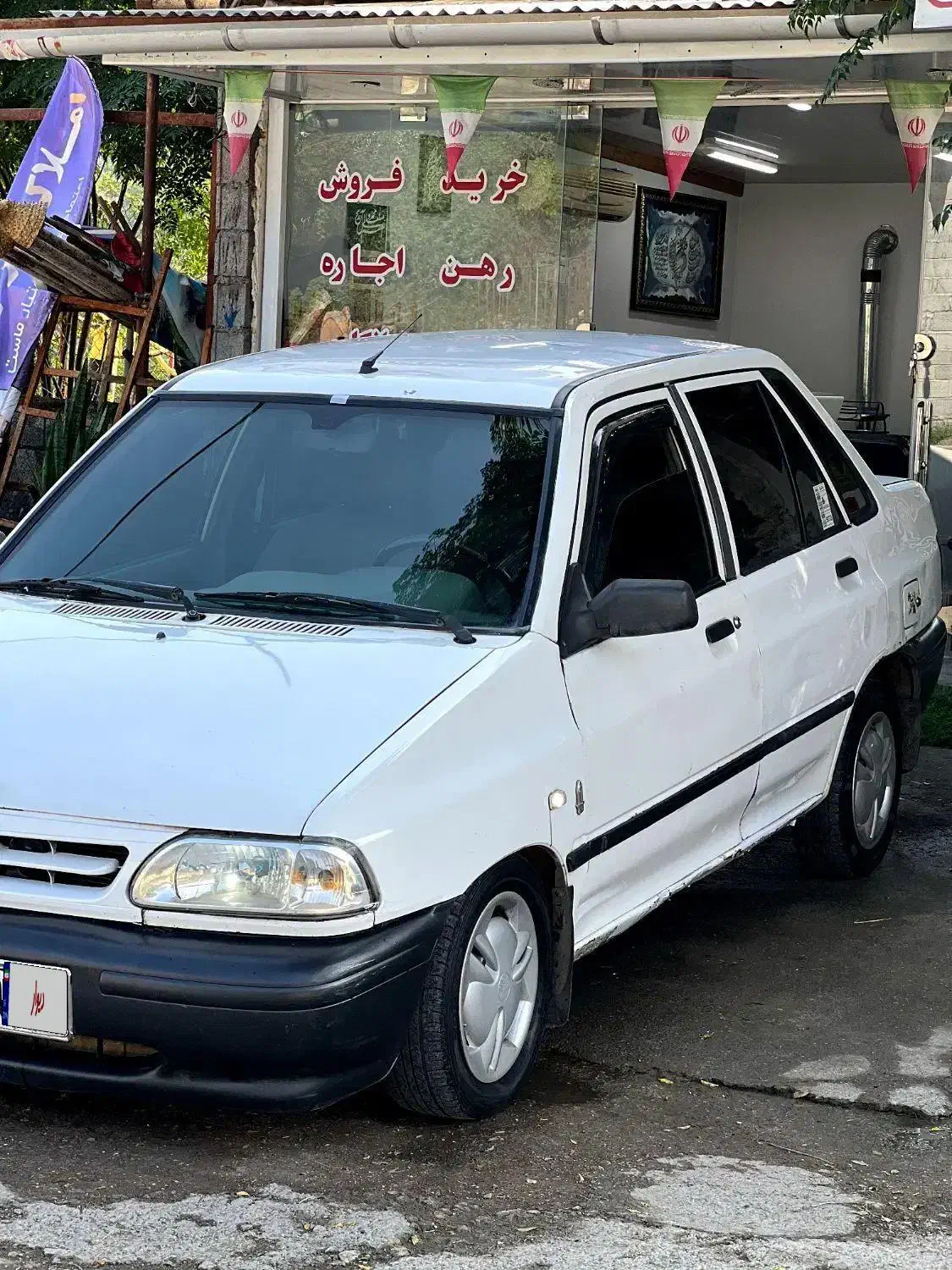 پراید سفیدمدل ۹۰|خودرو سواری و وانت|چالوس, |دیوار