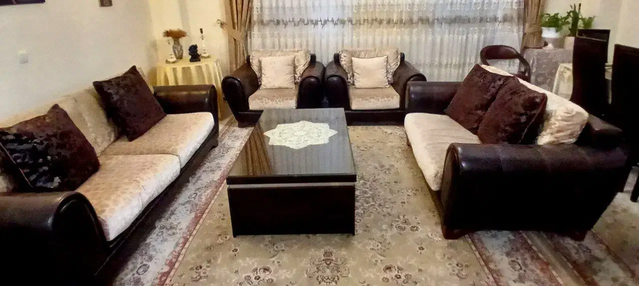 مبل راحتی کار کرده سالم|مبلمان خانگی و میز عسلی|کرج, مصباح|دیوار