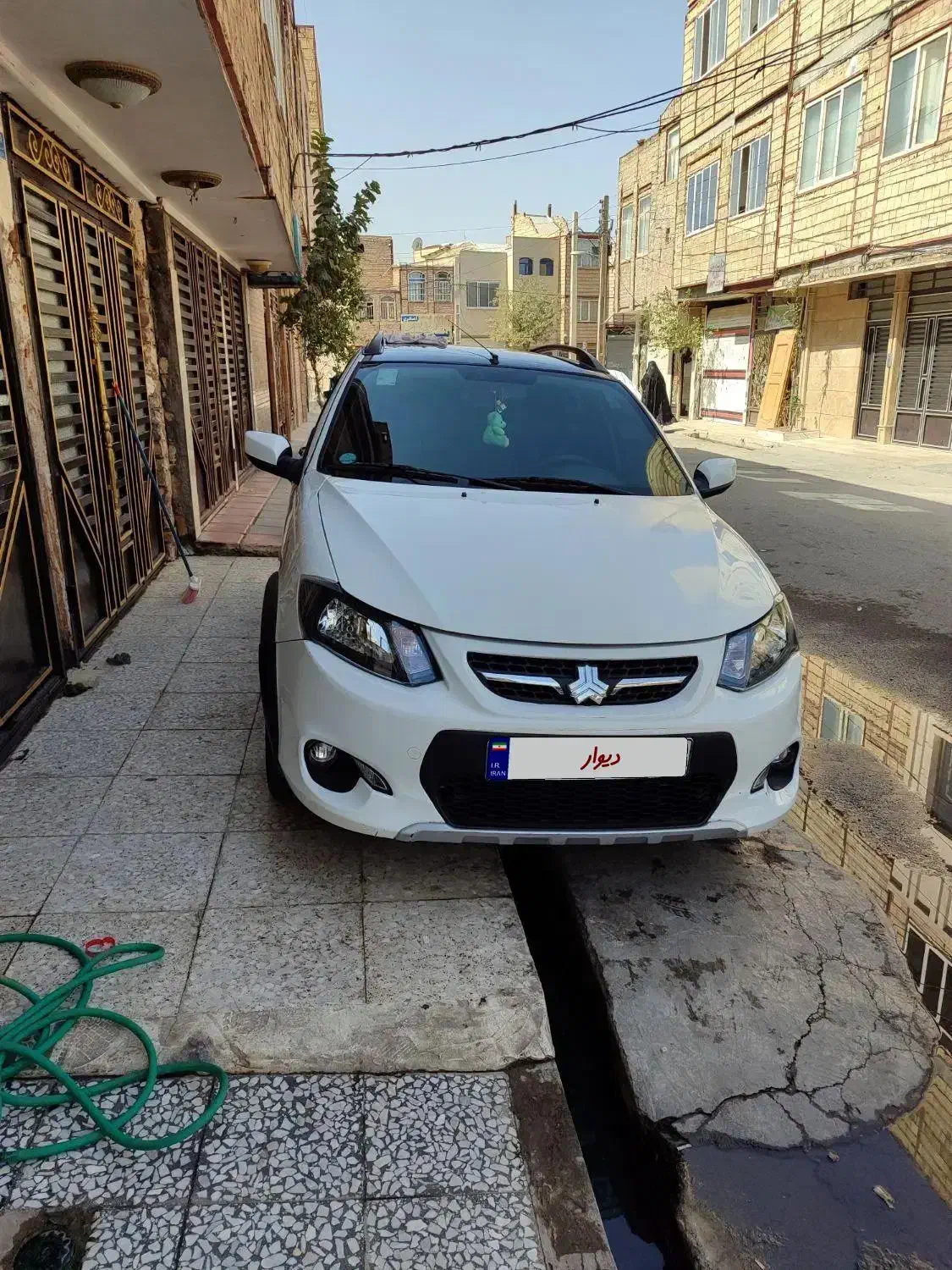 کوییک Rسفید مشکی کم کار عروسک|خودرو سواری و وانت|قم, ولیعصر|دیوار