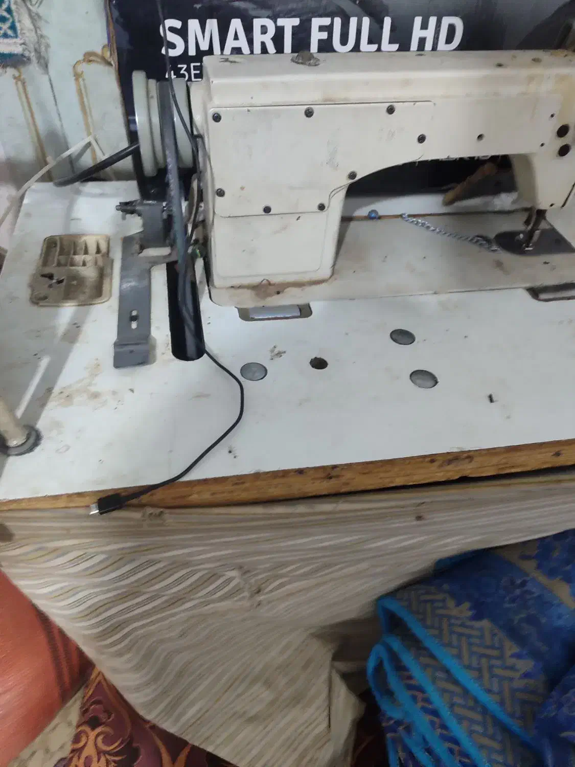 چرخ خیاطی معاوضیه با گوشی یا گوسفند|ماشین‌آلات صنعتی|ایرانشهر, |دیوار