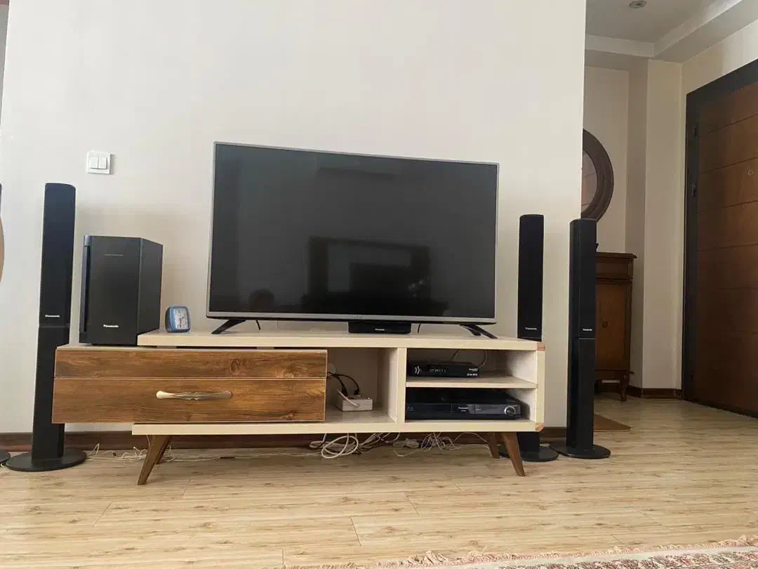 میز تلویزیون کشویی در حد نو|میز تلویزیون|تهران, اکباتان|دیوار