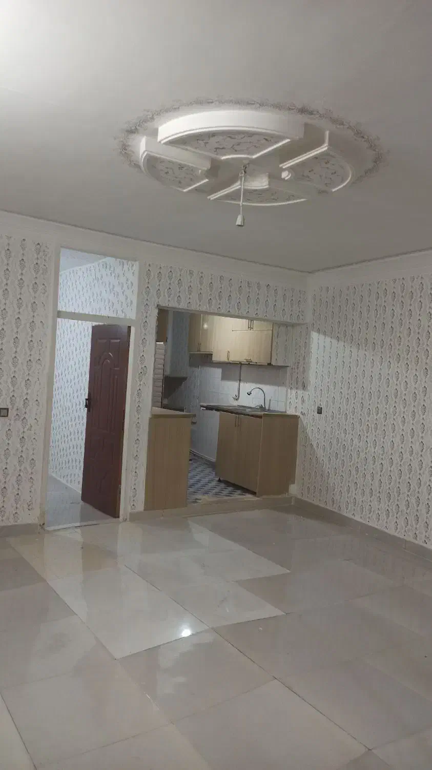 طبقه همکف ویلایی (ماشین رو)|اجارهٔ خانه و ویلا|مشهد, شهید قربانی|دیوار