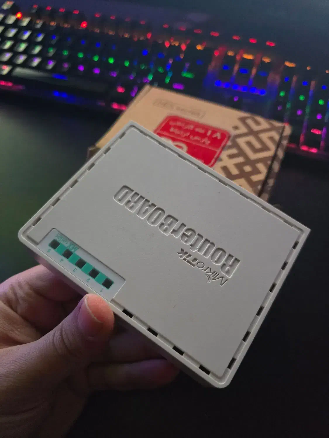 روتر میکروتیک|مودم و تجهیزات شبکه|نجف‌آباد, شیخ بهایی جنوبی|دیوار