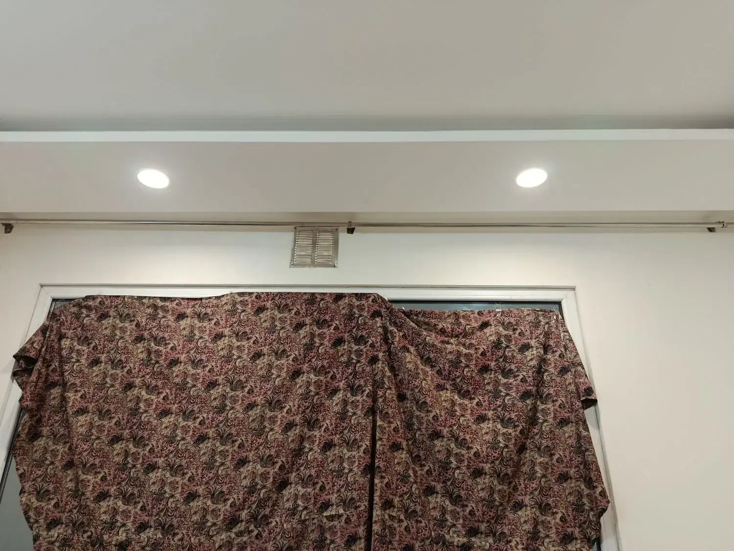 چوب پرده استیل نقره ای|پرده، رانر، رومیزی|مشهد, امیریه|دیوار