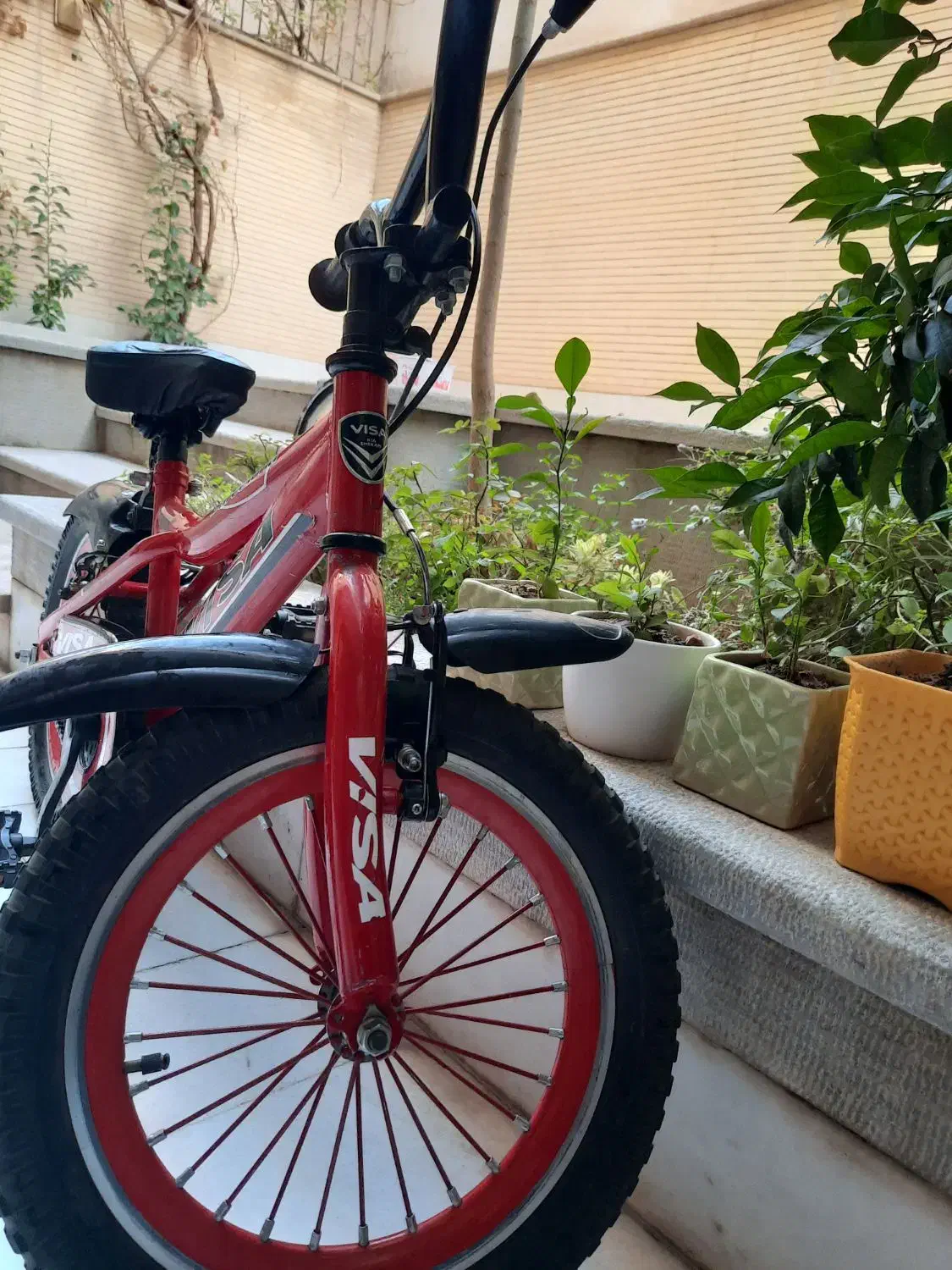 دوچرخه قرمزی|دوچرخه، اسکیت، اسکوتر|اصفهان, پارک خبرنگار|دیوار