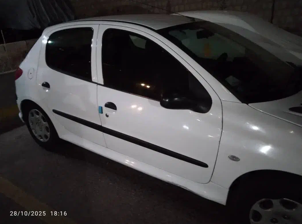 ماشین ۲۰۶|خودرو سواری و وانت|پردیس, فاز ۱۱|دیوار