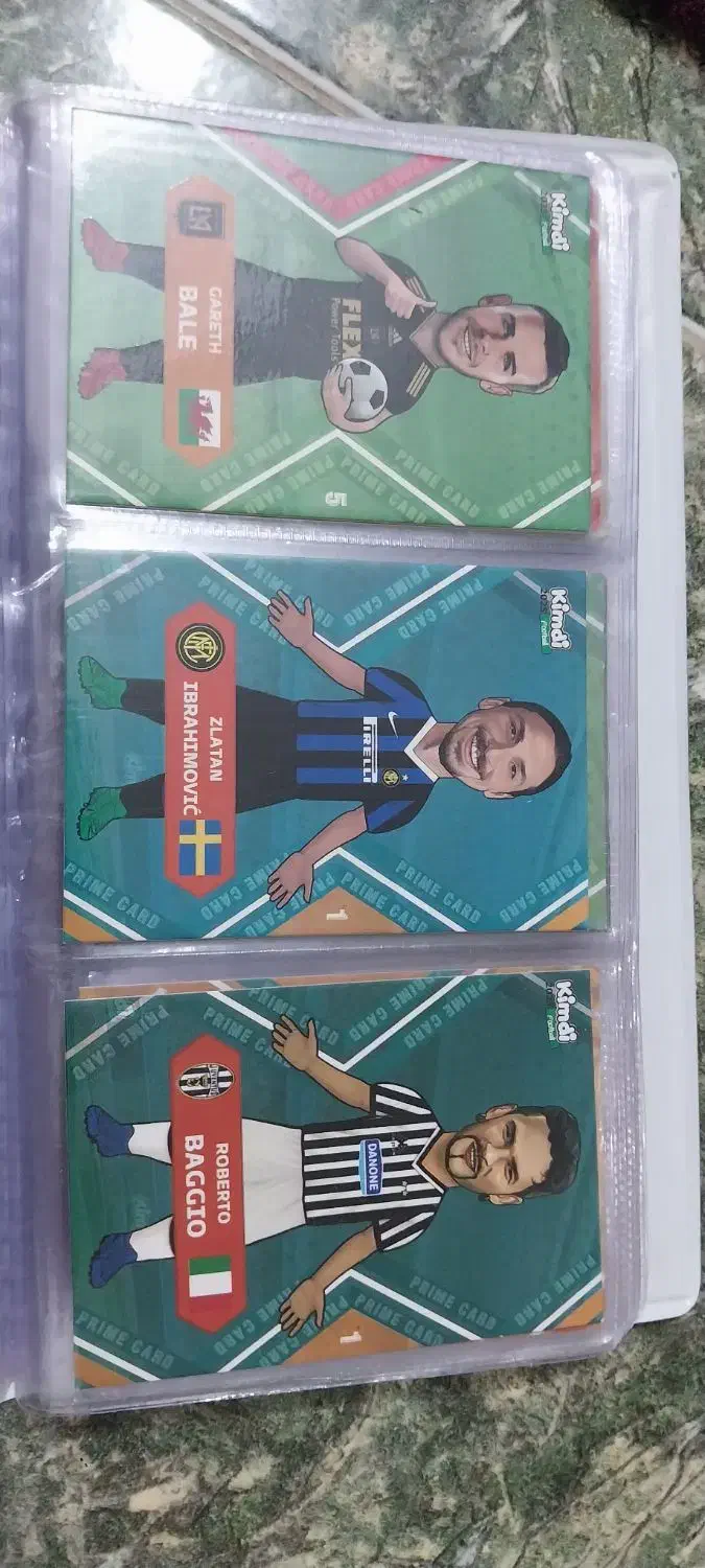 کیمدی|اسباب‌‌بازی|میانه, |دیوار