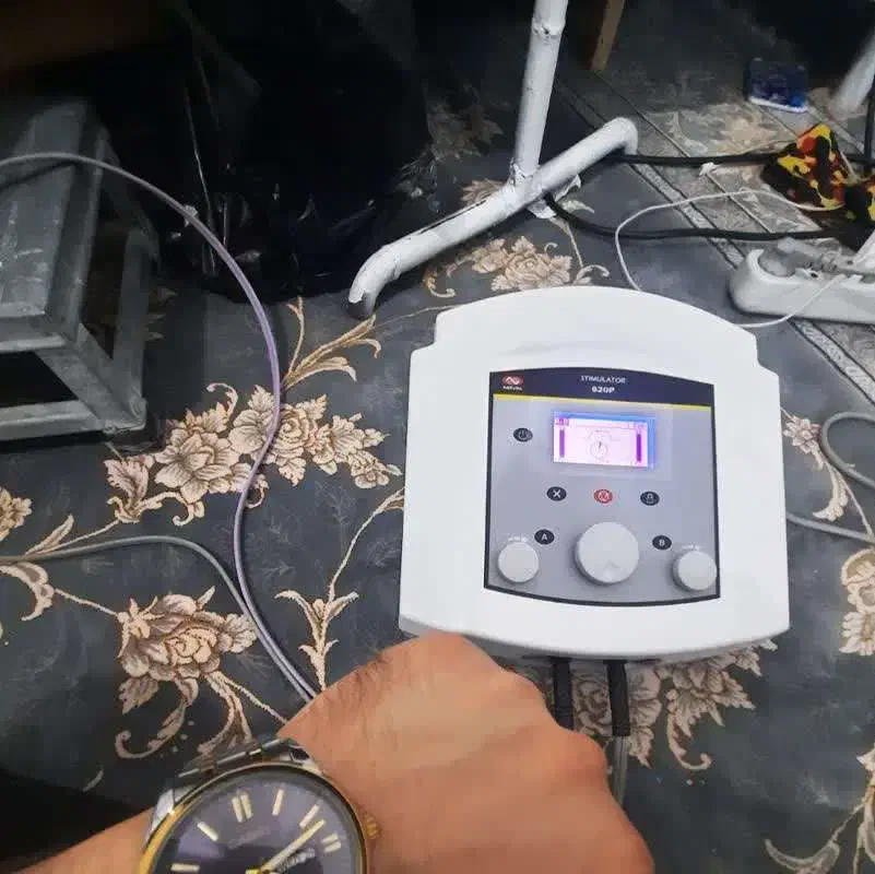 فیزیوتراپی در منزل بیمار با دستگاه تخصصی مطب|خدمات آرایشگری و زیبایی|خرمآباد, |دیوار