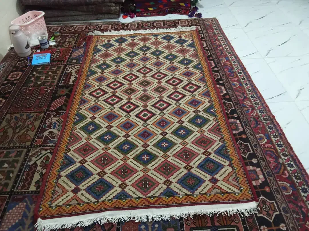 ۶ تخته قالیچه و ۲ تخته خورج خوش رنگ|فرش|لردگان, |دیوار
