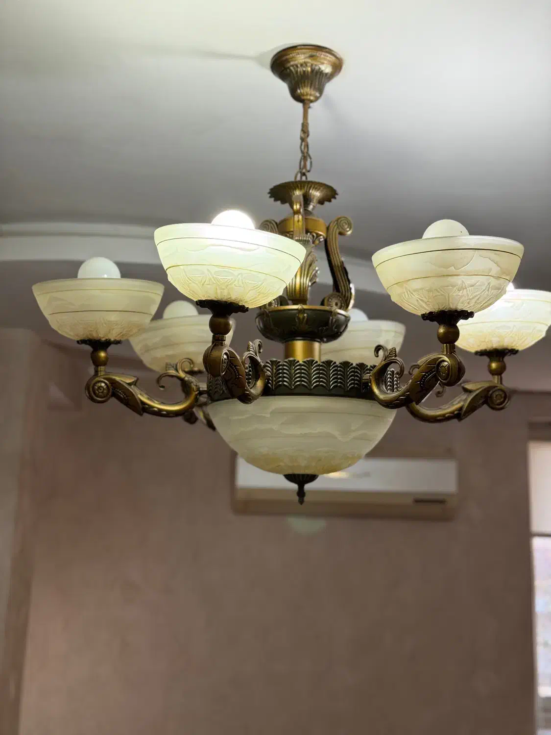 لوستر شیک و با نما|لوستر و چراغ آویز|رشت, انصاری|دیوار