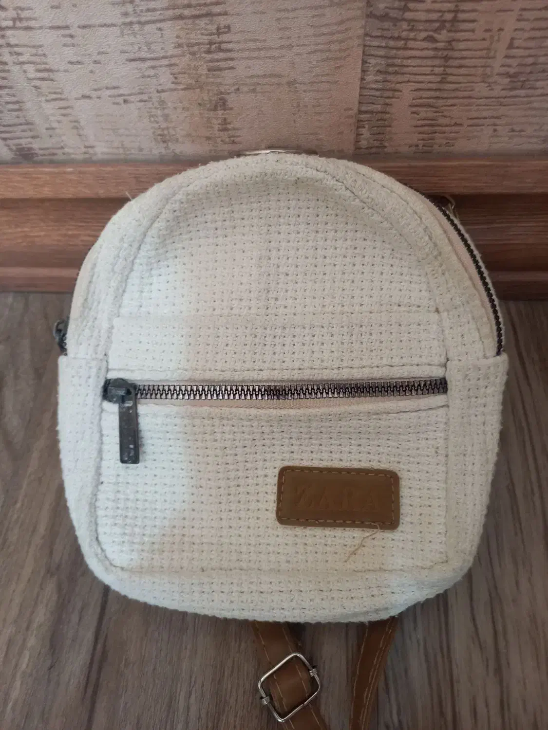 کیف|کیف، کفش، کمربند|بندر انزلی, معلم|دیوار