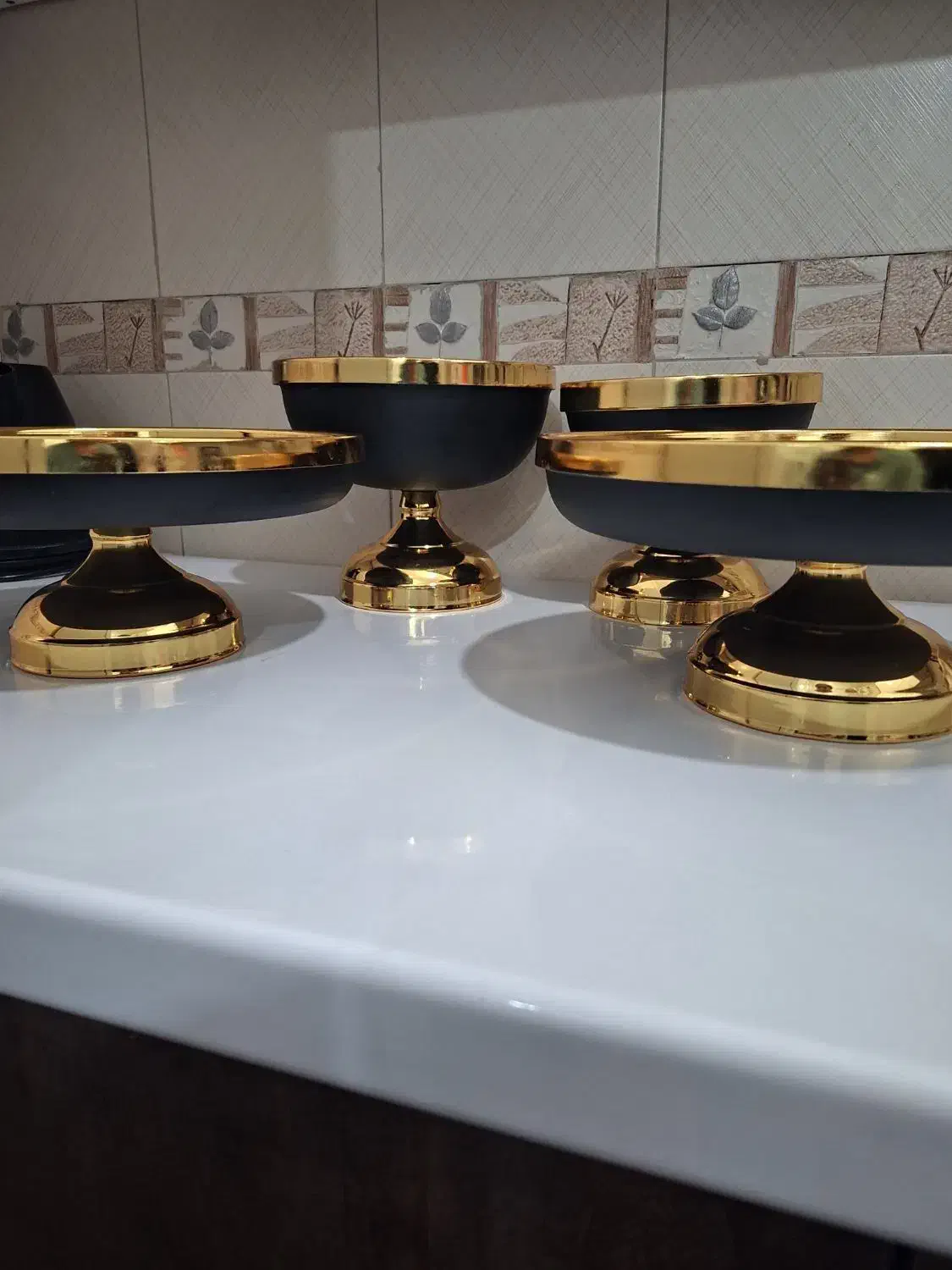 سرویس پذیرایی|ظروف سرو و پذیرایی|اهواز, کمپلو جنوبی|دیوار