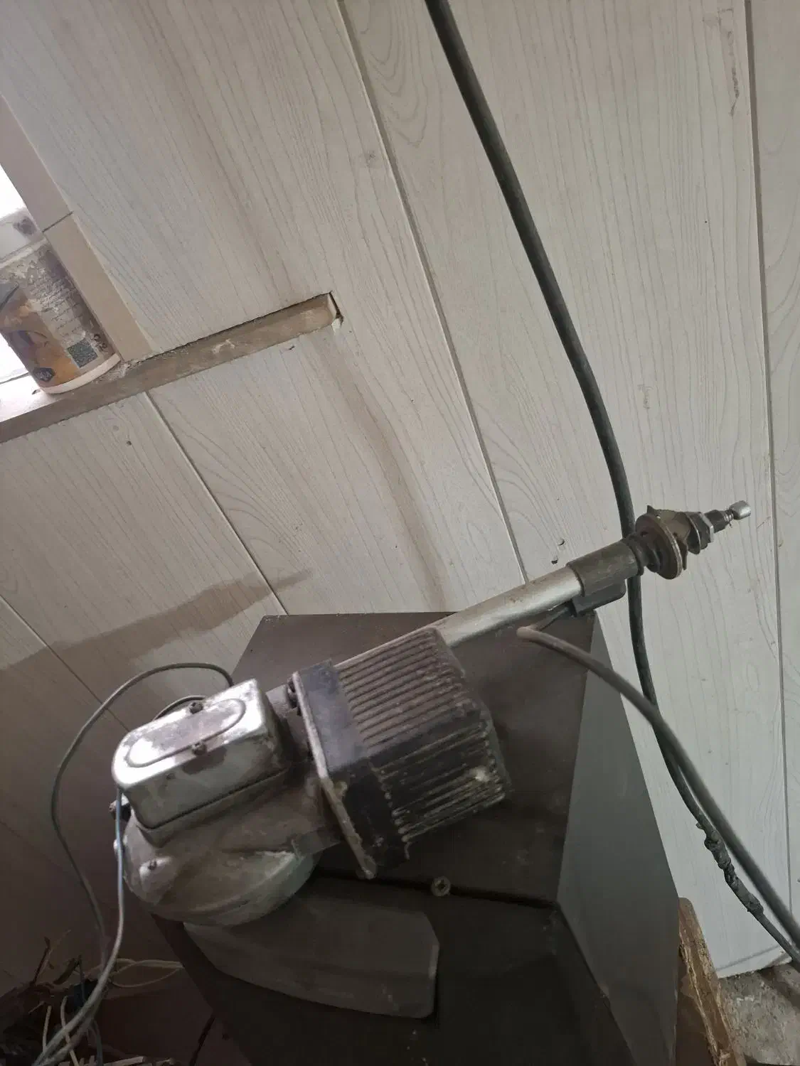 آنتن برقی|کلکسیون اشیاء عتیقه|ارومیه, |دیوار