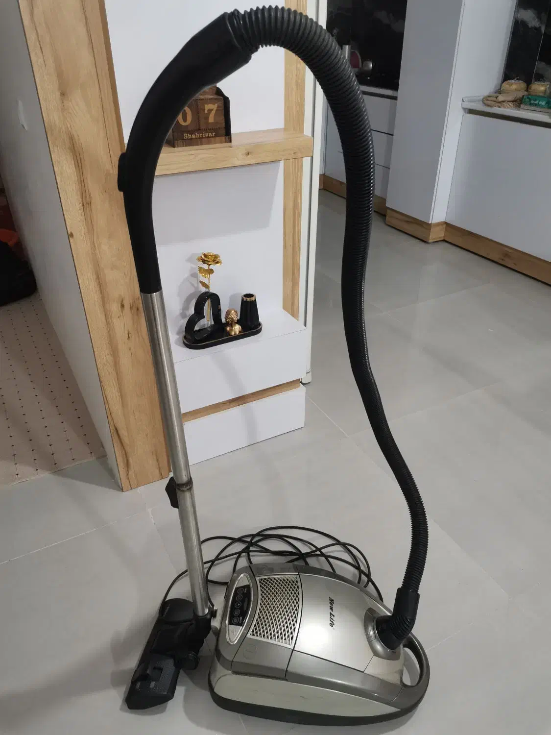 جارو برقی|جاروبرقی، جارو شارژی، بخارشو|شیراز, حافظیه|دیوار