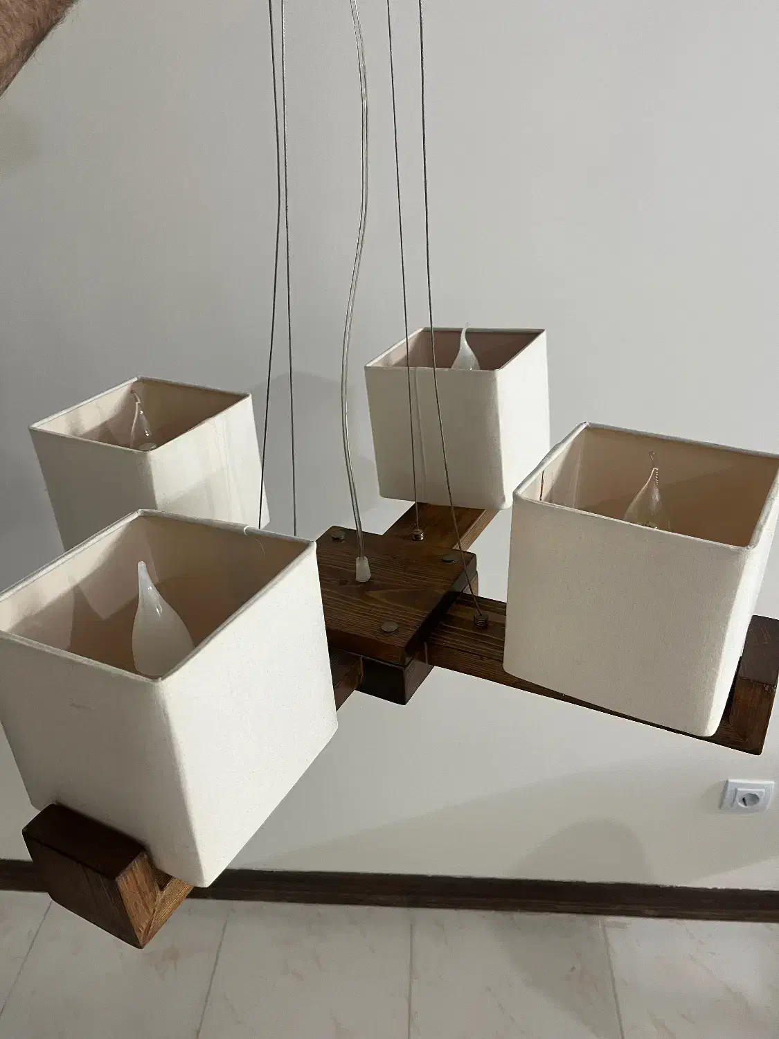 لوستر چوبی|لوستر و چراغ آویز|پردیس, فاز ۱۱|دیوار