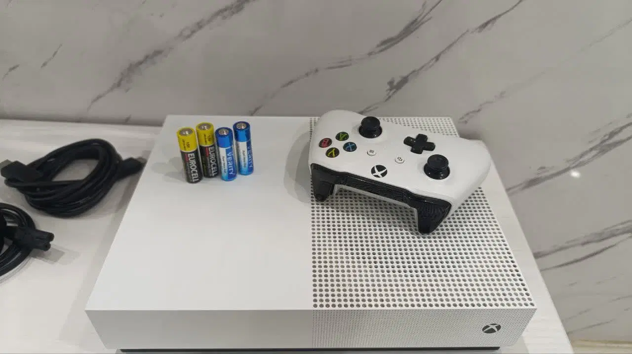 ایکس باکس وان اس/XBOX ONE S 1T|کنسول، بازی ویدئویی و آنلاین|اهواز, کوروش|دیوار