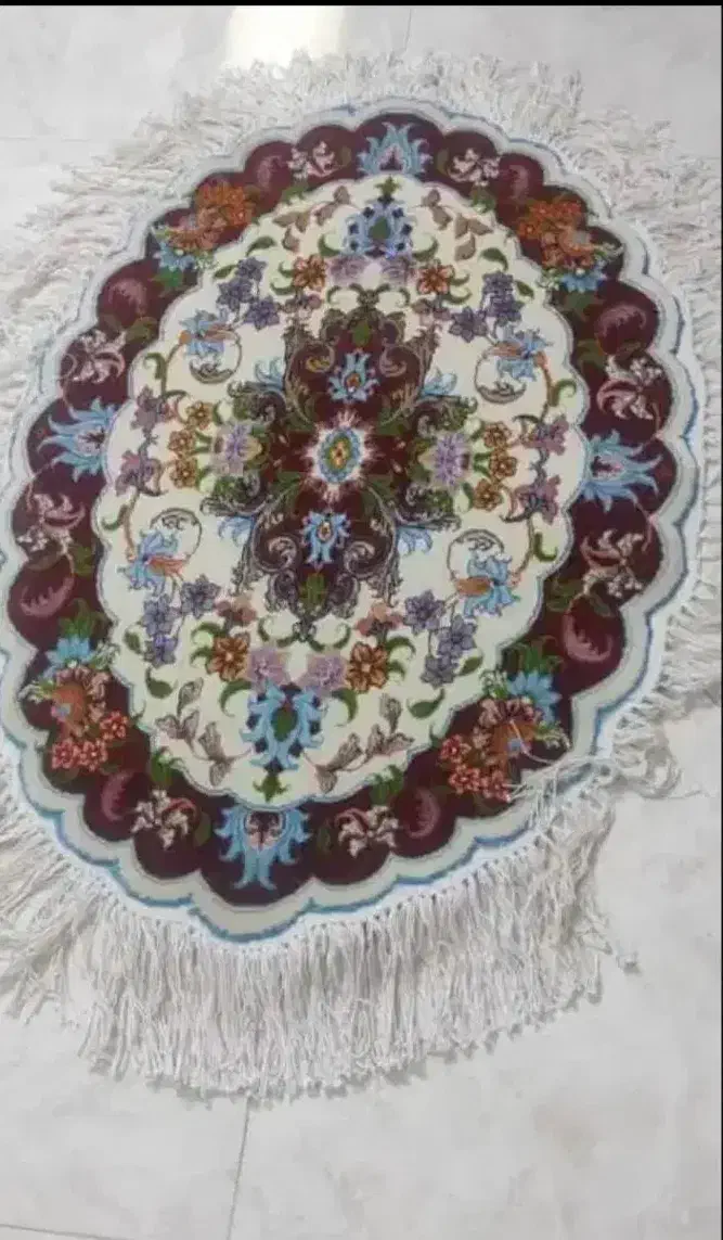 فرش دست بافت خشتی|فرش|اصفهان, ارغوانیه|دیوار