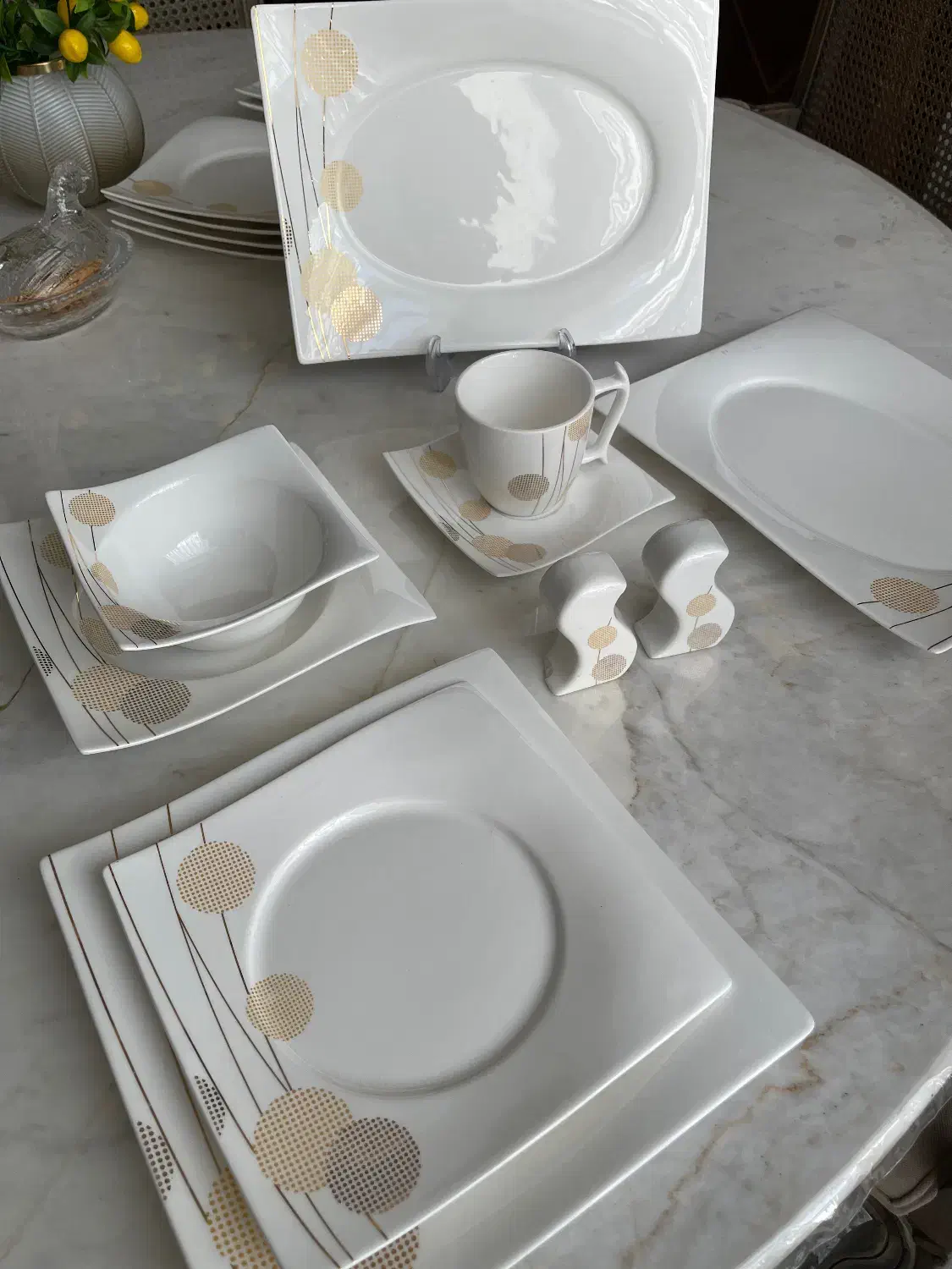 سرویس چینی اصل Dessini|ظروف سرو و پذیرایی|تهران, مدائن|دیوار