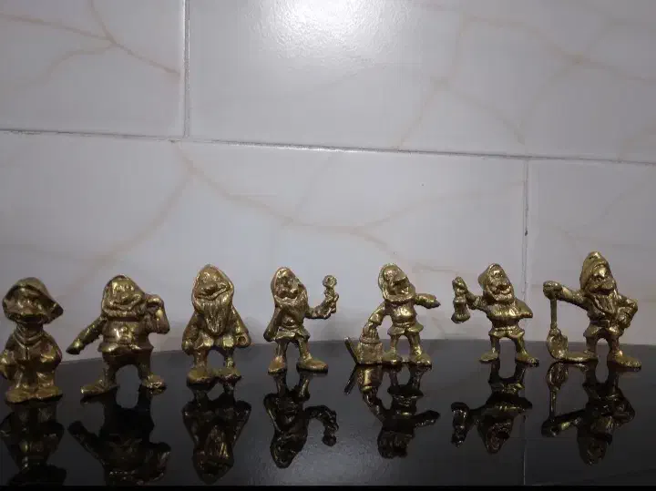 ۷ کوتوله برنج|مجسمه، تندیس، ماکت|اردکان, |دیوار